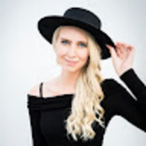 Meet your Posher, Kaia